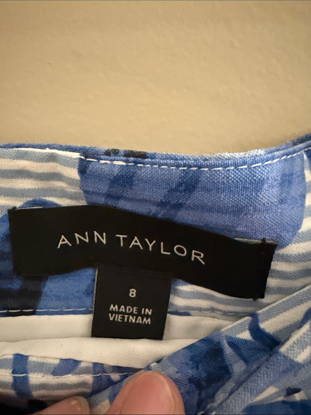 Ann Taylor Blue Floral Midi Skirt - Women's Elegant Floral Print Size 8 - Picture 2 of 6